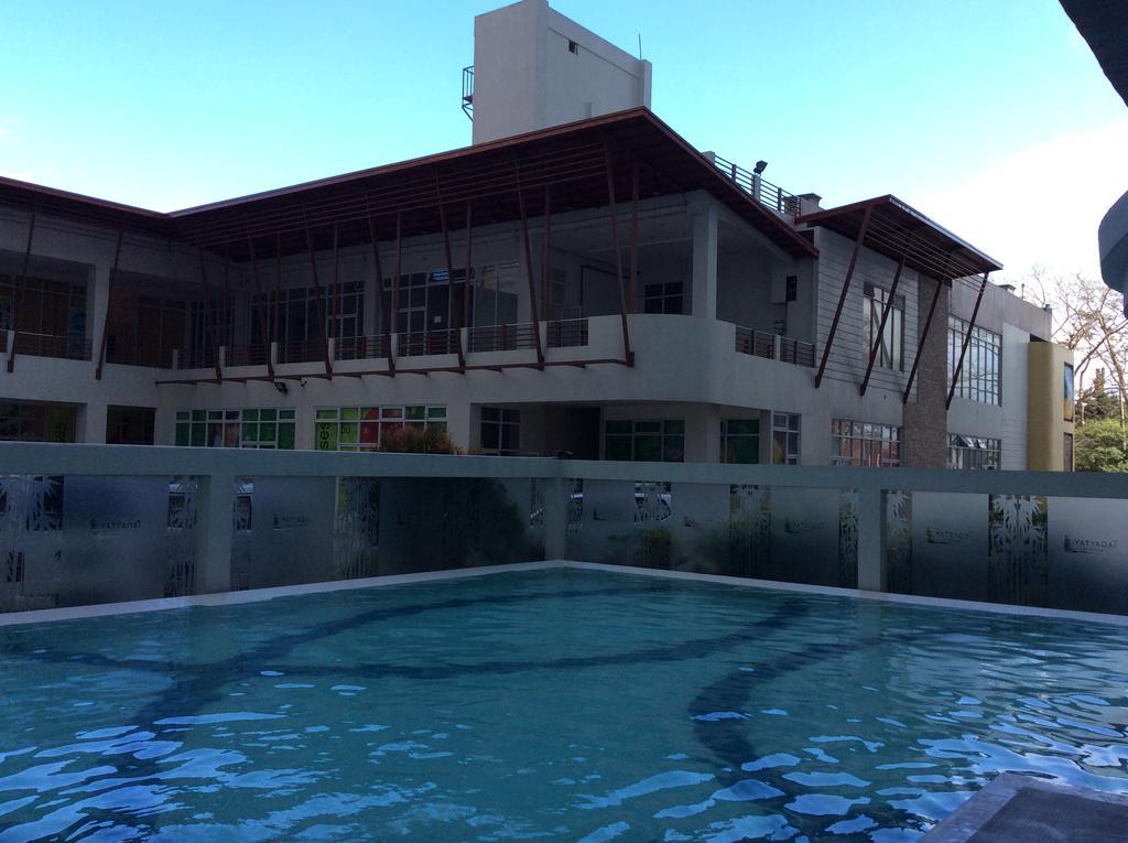 Apartament Mary'S Crib Cityland Prime Tagaytay With Free Wifi & Swimming Tagaytay City Zewnętrze zdjęcie